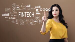 Top 3 FinTech Applications To Manage Your Income, Budget, Investments