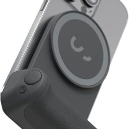 Professional Camera Shutter Button For Smartphone - Built in Powerbank with Qi Wireless Charging - Magnetic Mount Snaps on to Any Phone
