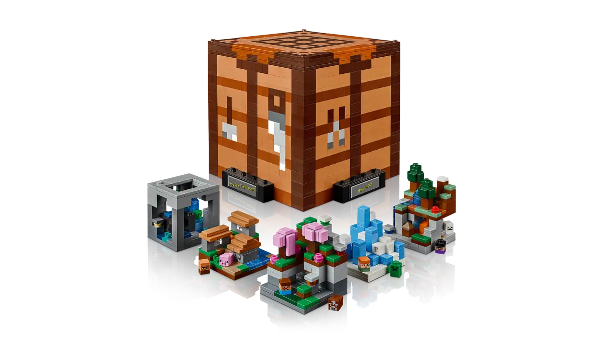 LEGO Minecraft The Crafting Table - Collectible Video Game Building Set with Minecraft Figures, Mobs and Biomes