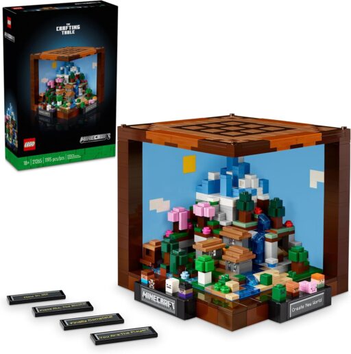 LEGO Minecraft The Crafting Table - Collectible Video Game Building Set with Minecraft Figures, Mobs and Biomes